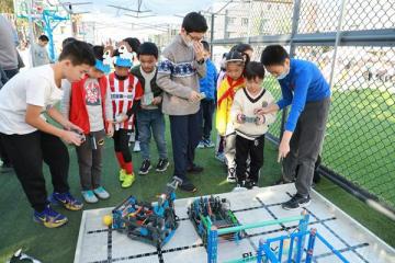聚焦生物多样性主题 北京中关村第一小学举办科技节活动